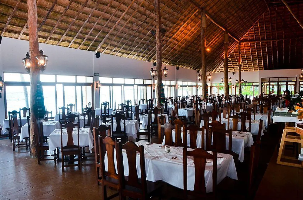 Akumal Bay Beach & Wellness Resort