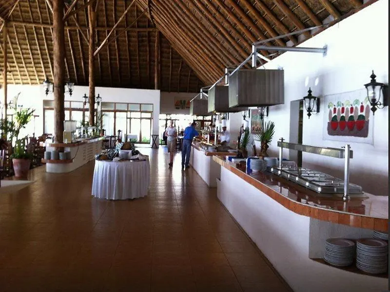 Akumal Bay Beach & Wellness Resort