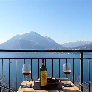 Vista D'oro , Perledo Italië