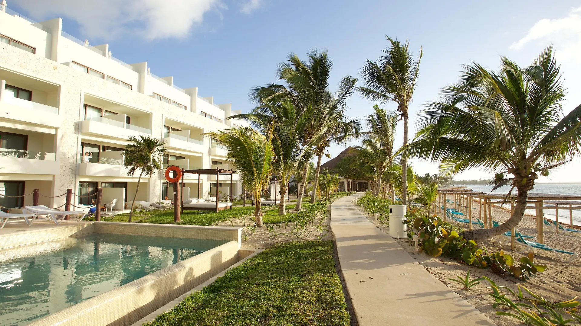 Akumal Bay Beach & Wellness Resort Mexico