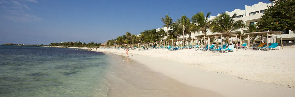 Akumal Bay Beach & Wellness Resort 3*,