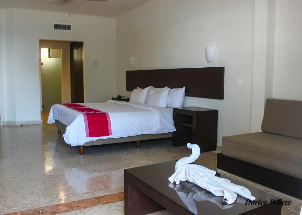 Akumal Bay Beach & Wellness Resort