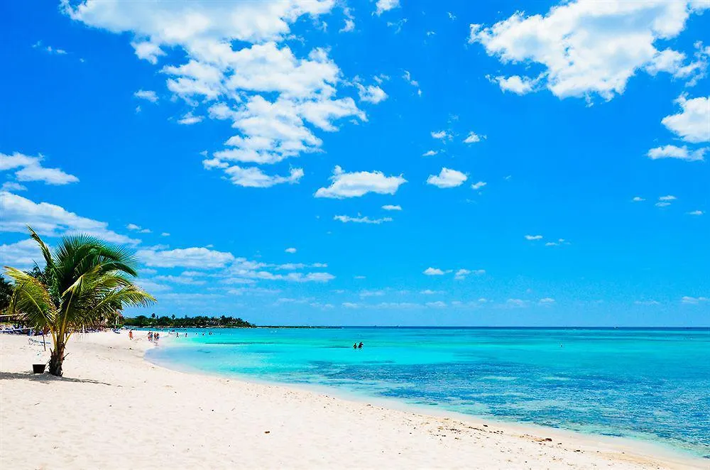 Akumal Bay Beach & Wellness Resort